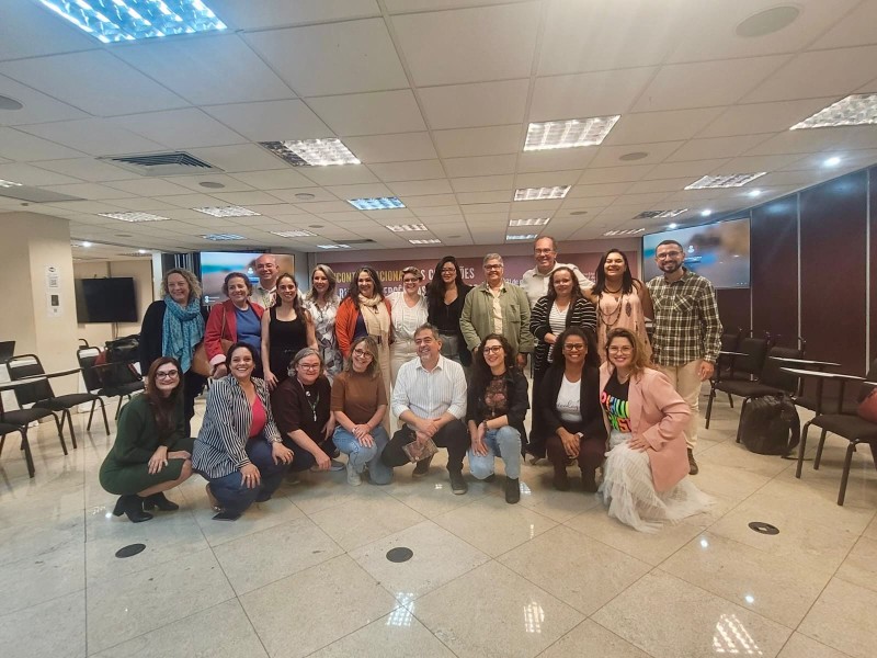 comissao-especial-de-psicologia-em-emergencias-e-desastres-do-crp-rj-participa-do-encontro-nacional-das-comissoes-de-riscos-emergencias-e-desastres-em-brasilia